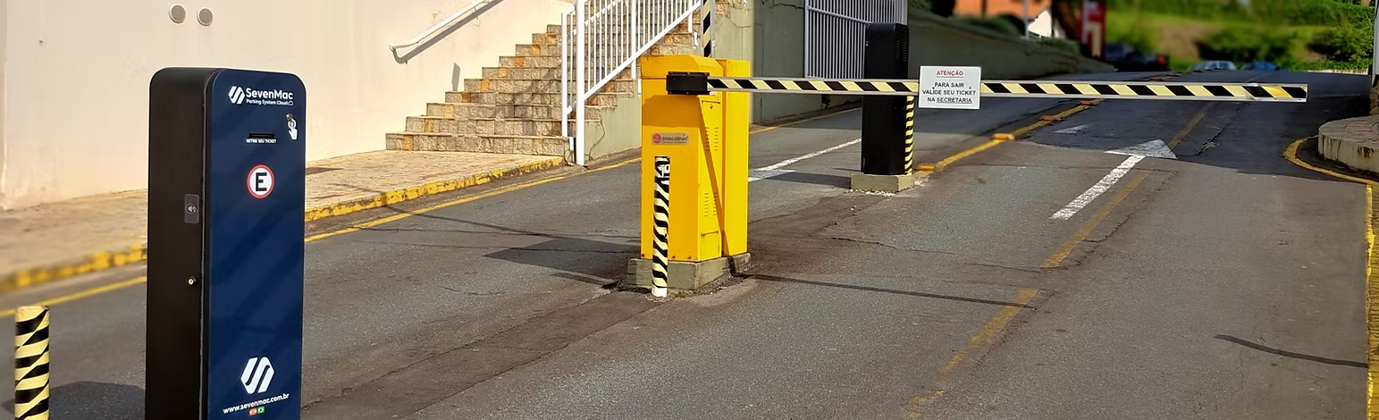 bannerParking